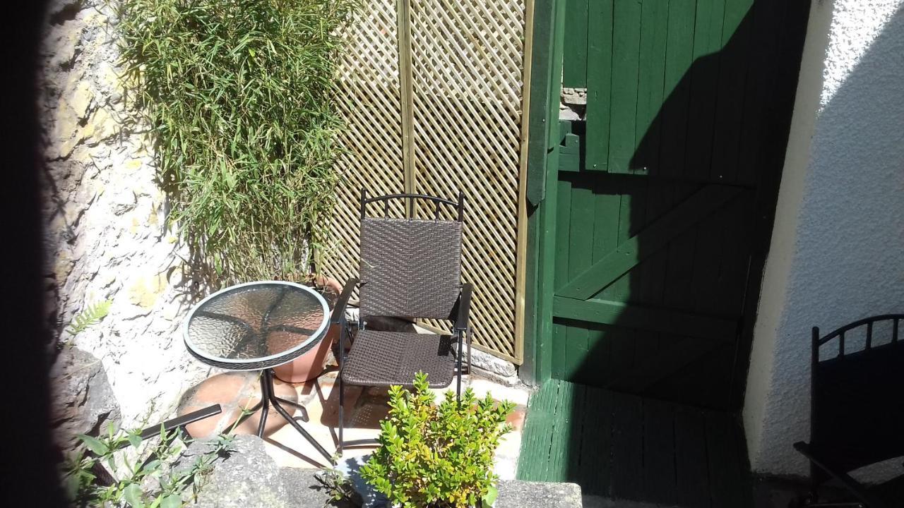 Copper Mine Cottage Llandudno Exterior photo